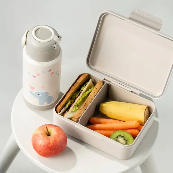 Done by Deer kutija za užinu s pregradom – Celebration Sand - Image 2